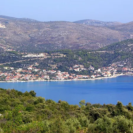 Family-friendly With Swimming Pool Poljica, Trogir - 21592 Marina (Bossoglina)